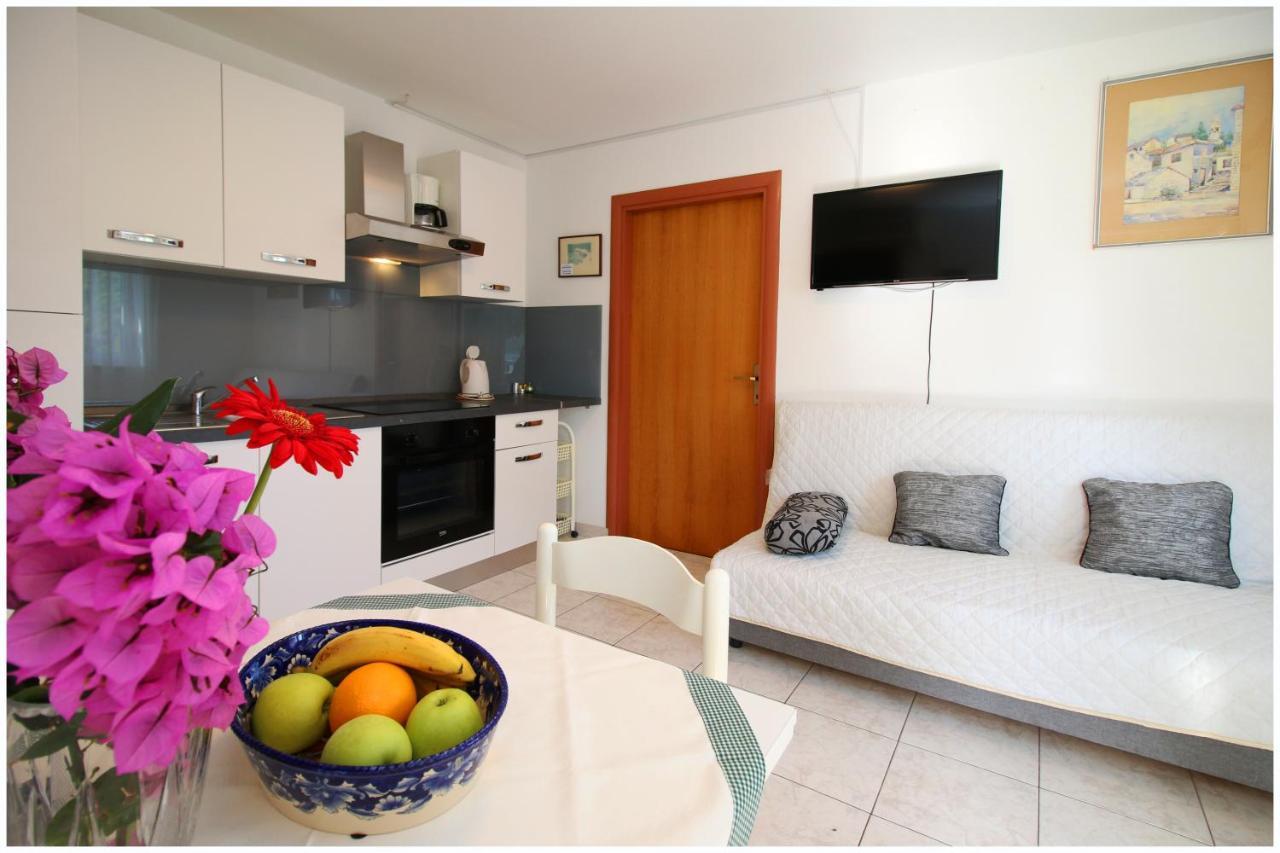 Mir Apartments Primošten Zewnętrze zdjęcie