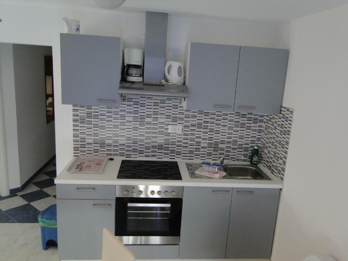 Mir Apartments Primošten Zewnętrze zdjęcie