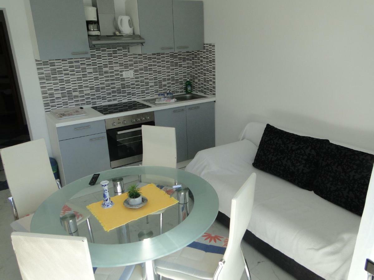 Mir Apartments Primošten Zewnętrze zdjęcie